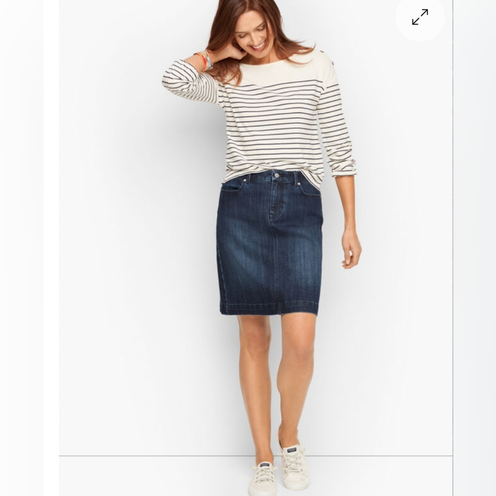 TALBOTS DENIM A LINE SKIRT SIZE 12